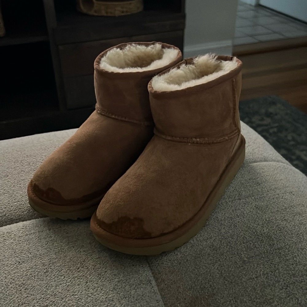 Ugg